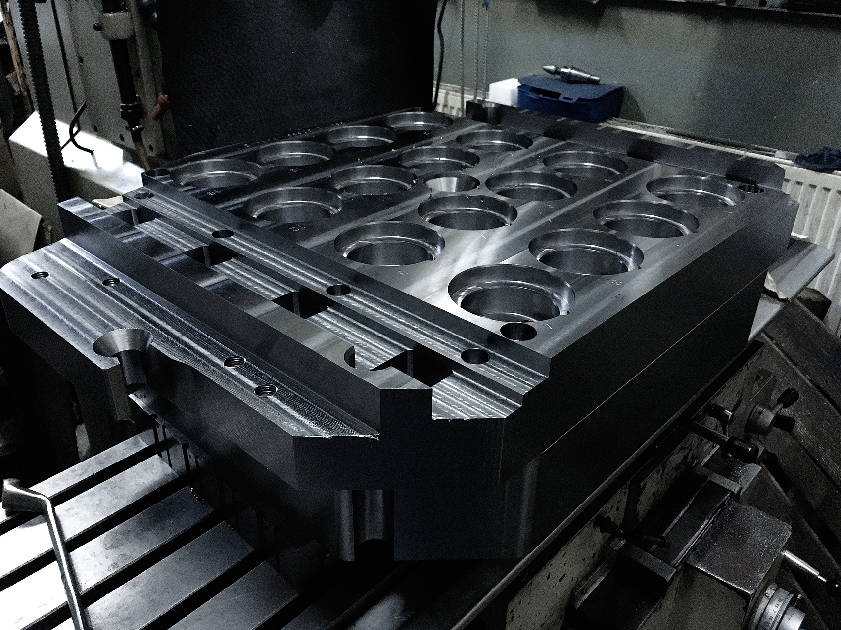 V1 One-Stop Mold Solution – End-to-End Empowerment from Design to Mass Production